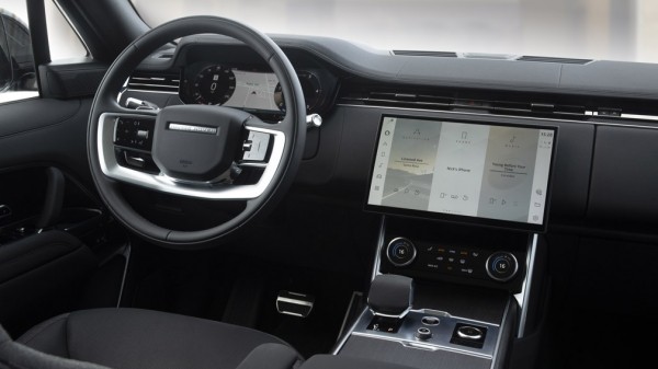 Россияне выбрали главную автомобильную новинку 2022 года