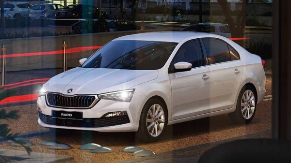 Названы лидеры и аутсайдеры авторынка России в 2022 году