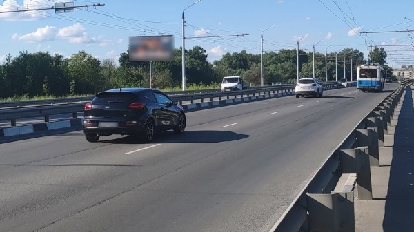 В каких случаях водителя оштрафуют за движение задним ходом