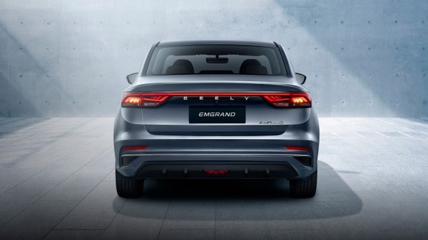 Белорусские журналисты провели тесты нового седана Geely Emgrand Белорусские журналисты провели тесты нового седана Geely Emgrand