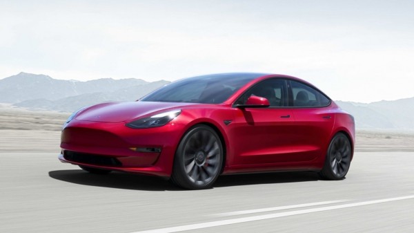 Раз и навсегда: Tesla удерживает новых клиентов лучше, чем любая другая марка