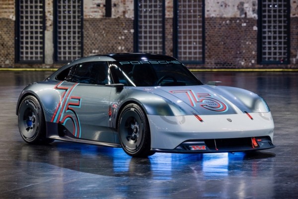 Шоу-кар Porsche Vision 357 отметил 75-летие марки Шоу-кар Porsche Vision 357 отметил 75-летие марки