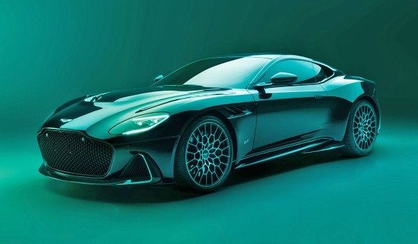 Представлен прощальный Aston Martin DBS 770 Ultimate Представлен прощальный Aston Martin DBS 770 Ultimate