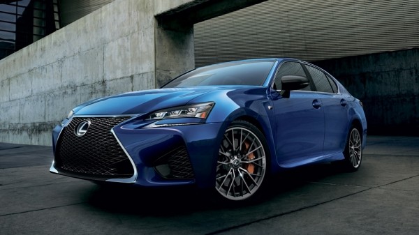 В РФ отзовут более 8 тыс. автомобилей Lexus из-за угрозы возгорания