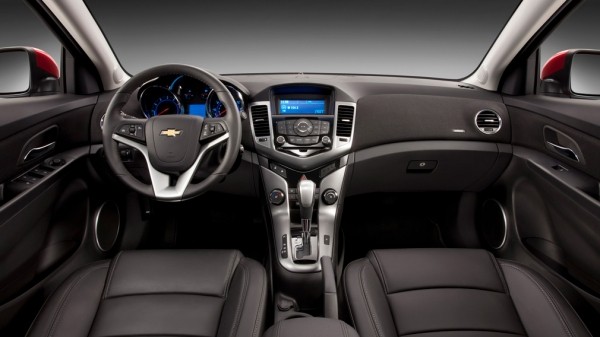 Назван практически идеальный автомобиль за 700 тысяч рублей Назван практически идеальный автомобиль за 700 тысяч рублей