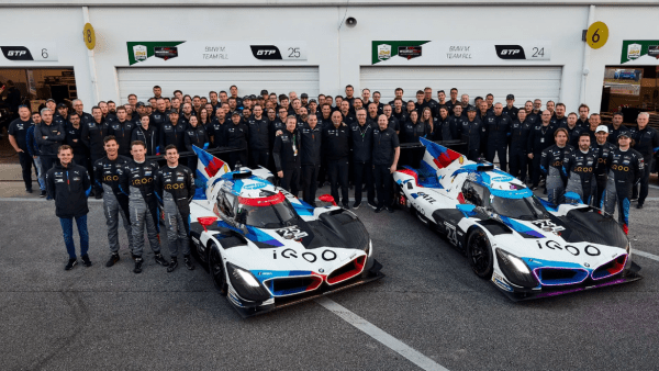 BMW M Hybrid V8 дебютировал в гонках на выходных BMW M Hybrid V8 дебютировал в гонках на выходных