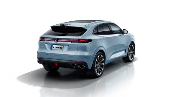 На российском рынке выросла цена на кроссовер Changan UNI-K На российском рынке выросла цена на кроссовер Changan UNI-K
