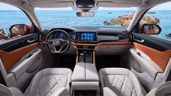 Россиянам предложили обновлённый кроссовер Volkswagen Teramont из Китая Россиянам предложили обновлённый кроссовер Volkswagen Teramont из Китая