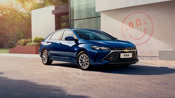 Дилеры России начали продажи аналога Chevrolet Cruze из Китая стоимостью от 1,7 млн рублей Дилеры России начали продажи аналога Chevrolet Cruze из Китая стоимостью от 1,7 млн рублей