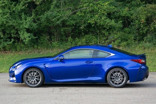 Компания Lexus отзывает в РФ 8,3 тыс. автомашин из-за неисправности топливной системы Компания Lexus отзывает в РФ 8,3 тыс. автомашин из-за неисправности топливной системы