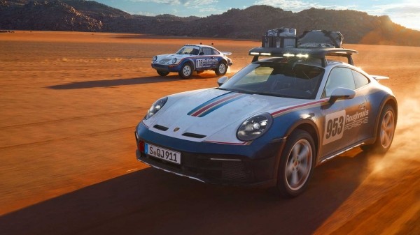У Porsche возникли проблемы с началом продаж раллийного Porsche 911 Dakar 