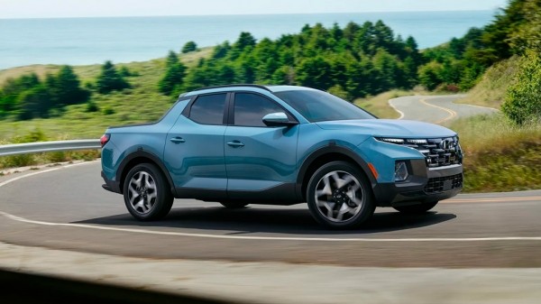 В Россию доставили новый пикап Hyundai Santa Cruz стоимость в 5,5 млн рублей