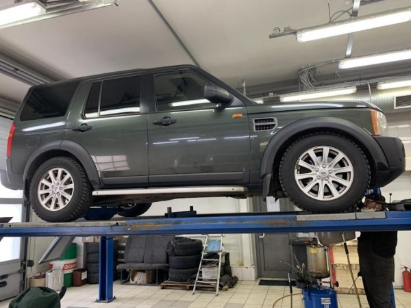 Западные автопроизводители закрыли автодилерам из России доступ к сервисным базам Западные автопроизводители закрыли автодилерам из России доступ к сервисным базам