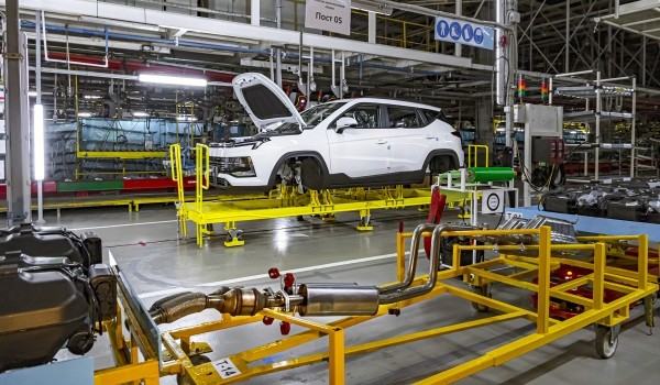 Дайджест дня: 800-сильная Honda CR-V, Москвич против утильсбора и другие события индустрии Дайджест дня: 800-сильная Honda CR-V, Москвич против утильсбора и другие события индустрии