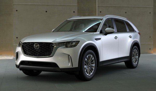 Дайджест дня: автомобиль года на конвейере, новый китайский Hummer и другие события индустрии Дайджест дня: автомобиль года на конвейере, новый китайский Hummer и другие события индустрии