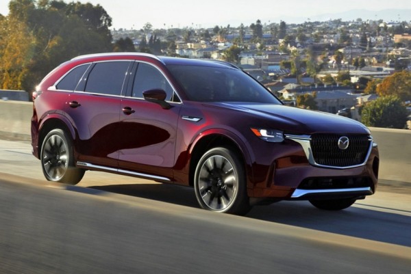 Представлен трехрядный кроссовер Mazda CX-90 Представлен трехрядный кроссовер Mazda CX-90