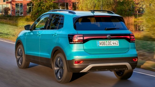 Компактный Volkswagen T-Cross появился в России: известна стоимость Компактный Volkswagen T-Cross появился в России: известна стоимость