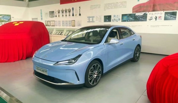 Дайджест дня: веха BMW в Лейпциге, долг АВТОВАЗа и другие события индустрии Дайджест дня: веха BMW в Лейпциге, долг АВТОВАЗа и другие события индустрии