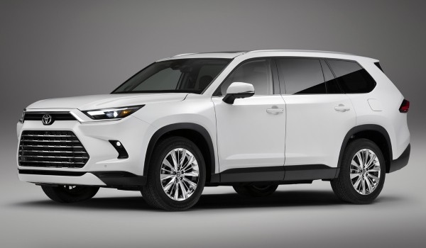 Представлен большой кроссовер Toyota Grand Highlander Представлен большой кроссовер Toyota Grand Highlander