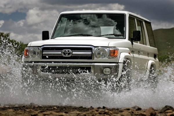 Дайджест дня: гибридный Land Cruiser 70, продление упрощенки и другие события индустрии Дайджест дня: гибридный Land Cruiser 70, продление упрощенки и другие события индустрии