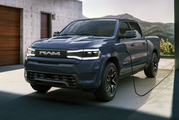 Серийный электрический пикап Ram 1500 REV: первый взгляд