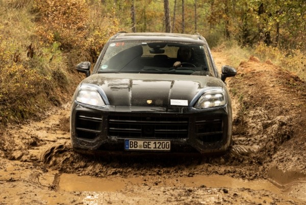 Дайджест дня: обновленный Cayenne, Москва на электротяге и другие события индустрии