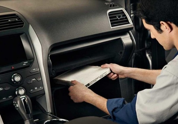 Автоэксперт Андрей Ревин рекомендует водителям РФ не вынимать зимой салонный фильтр Автоэксперт Андрей Ревин рекомендует водителям РФ не вынимать зимой салонный фильтр