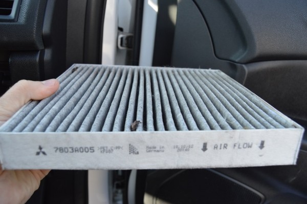 Автоэксперт Андрей Ревин рекомендует водителям РФ не вынимать зимой салонный фильтр Автоэксперт Андрей Ревин рекомендует водителям РФ не вынимать зимой салонный фильтр