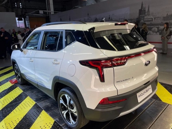 Автосалоны «Москвич» дают скидки 200-300 тыс. рублей на кроссовер «Москвич 3» Автосалоны «Москвич» дают скидки 200-300 тыс. рублей на кроссовер «Москвич 3»