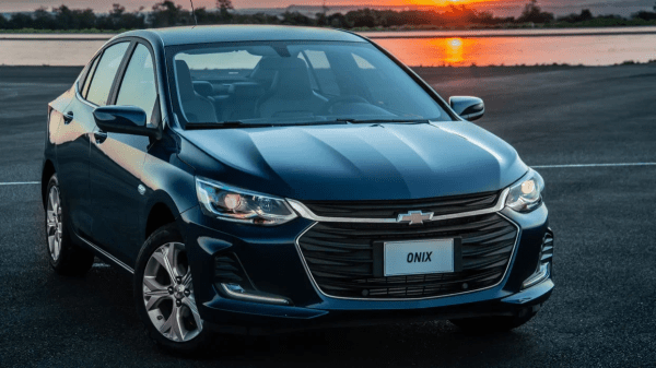 Автозавод UzAuto Motors запустил производство седанов Chevrolet Onix стоимостью 1 млн рублей Автозавод UzAuto Motors запустил производство седанов Chevrolet Onix стоимостью 1 млн рублей