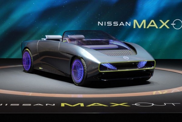 Родстер Nissan Max-Out дебютировал во плоти Родстер Nissan Max-Out дебютировал во плоти