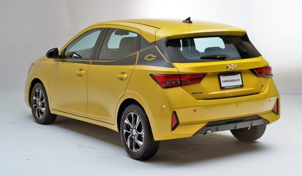 Новый Chevrolet Aveo: седан вслед за хэтчбеком и подробности Новый Chevrolet Aveo: седан вслед за хэтчбеком и подробности