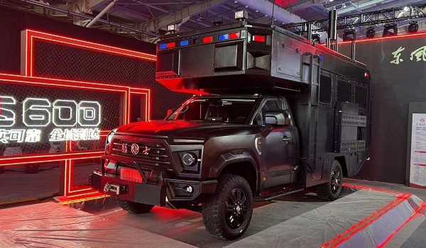 Исполинский внедорожник Dongfeng Warrior MS20: последователь Хаммера Исполинский внедорожник Dongfeng Warrior MS20: последователь Хаммера