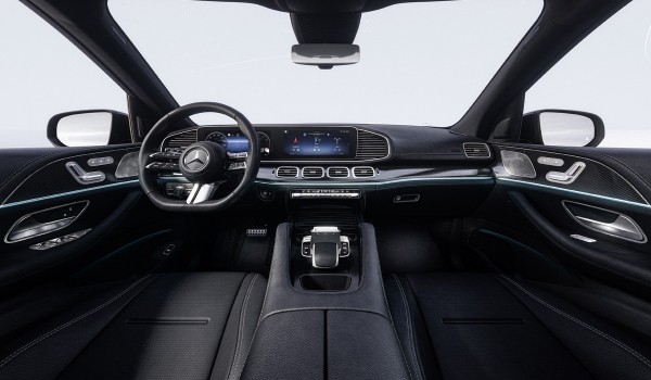 Семейство Mercedes-Benz GLE обновлено в полном составе Семейство Mercedes-Benz GLE обновлено в полном составе