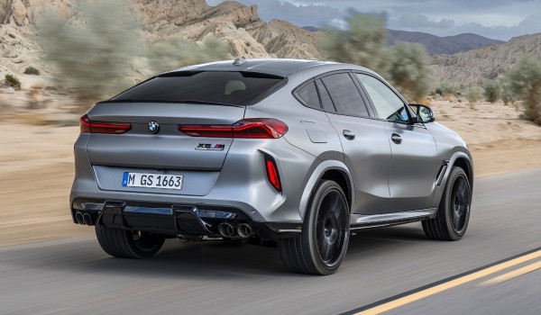 Кроссоверы BMW X5 M и X6 M стали медленнее после обновления Кроссоверы BMW X5 M и X6 M стали медленнее после обновления