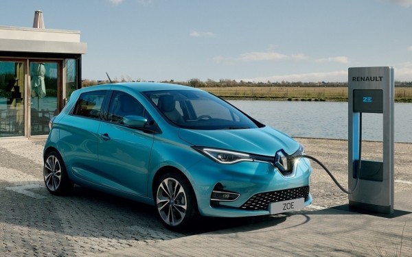 Эксперт Петр Баканов спрогнозировал рост продаж электромобилей в России в 5 раз в 2023 году Эксперт Петр Баканов спрогнозировал рост продаж электромобилей в России в 5 раз в 2023 году