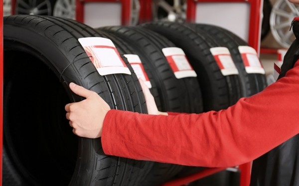 Эксперты сделали прогнозы относительно стоимости шин и изменения их ассортимента в 2023 году Эксперты сделали прогнозы относительно стоимости шин и изменения их ассортимента в 2023 году
