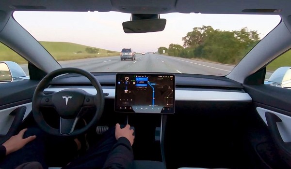 Дайджест дня: следующий Solaris, «отзыв» автопилота Tesla и другие события индустрии Дайджест дня: следующий Solaris, «отзыв» автопилота Tesla и другие события индустрии