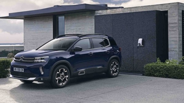 Автодилеры РФ стали предлагать обновлённые Citroen C5 Aircross