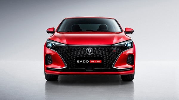 Ожидаемый в России седан Changan Eado Plus был замечен в Москве