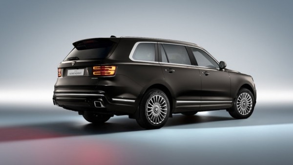 Гараж ФСО получил серийные экземпляры российских внедорожников Aurus Komendant Гараж ФСО получил серийные экземпляры российских внедорожников Aurus Komendant