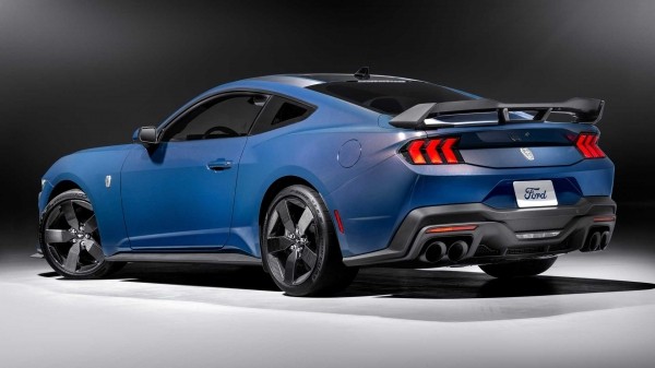 Мощнейший Ford Mustang Dark Horse 2024 получит легкие карбоновые колеса
