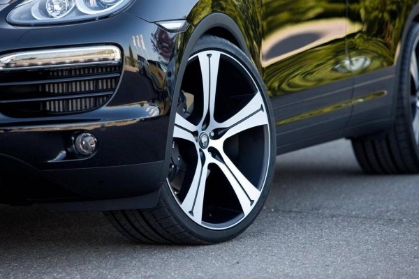 Олег Растегаев: у автомашин на низкопрофильных шинах выше риск попасть в ДТП зимой Олег Растегаев: у автомашин на низкопрофильных шинах выше риск попасть в ДТП зимой