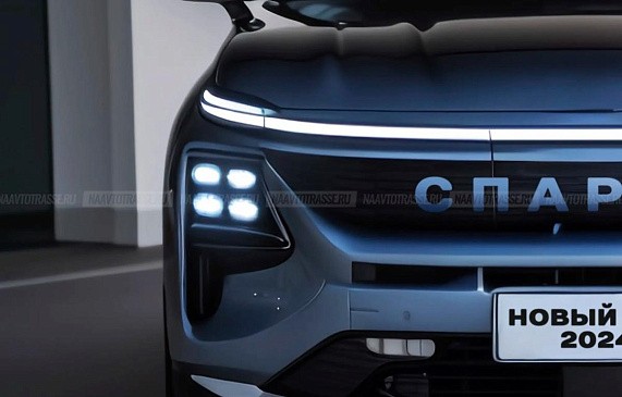 Умелец создал невероятный ЗИЛ-130 из конструктора Умелец создал невероятный ЗИЛ-130 из конструктора