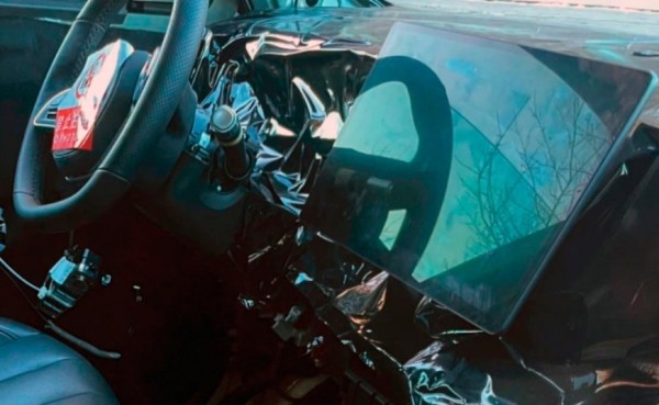 В Китае на шпионские фотоснимки попал кроссовер Aito M9 с технологиями бренда Huawei В Китае на шпионские фотоснимки попал кроссовер Aito M9 с технологиями бренда Huawei