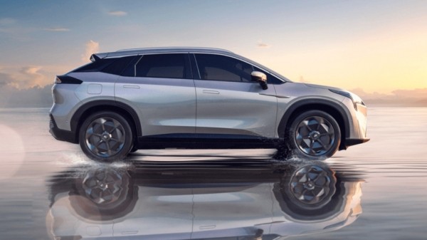 В России поступили в продажу электрические кроссоверы GAC Aion LX Plus стоимостью 4,2 млн рублей В России поступили в продажу электрические кроссоверы GAC Aion LX Plus стоимостью 4,2 млн рублей