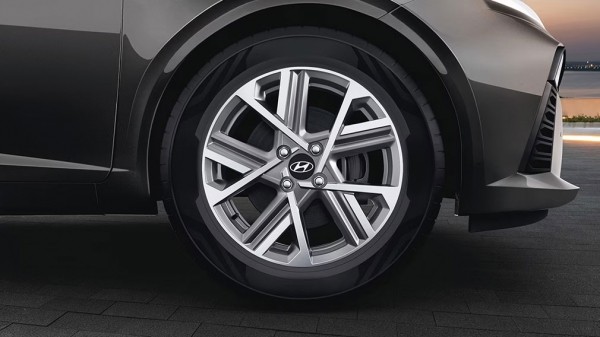 Новый Hyundai Solaris дебютировал официально