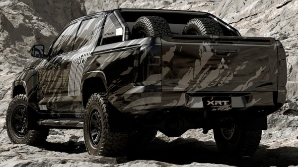 Компания Mitsubishi Motors показала новый рамный пикап L200 Компания Mitsubishi Motors показала новый рамный пикап L200