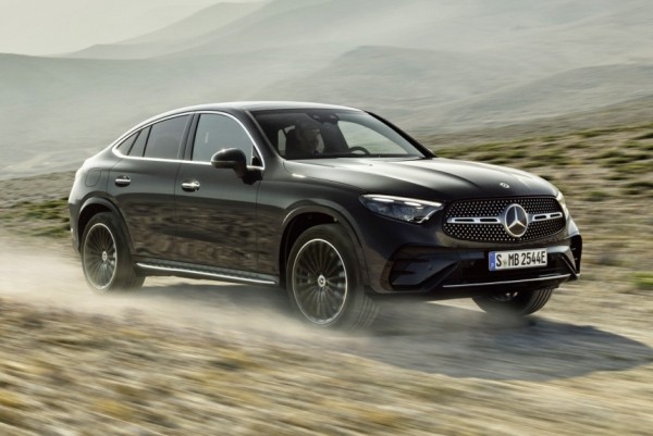 Представлен Mercedes-Benz GLC Coupe нового поколения Представлен Mercedes-Benz GLC Coupe нового поколения
