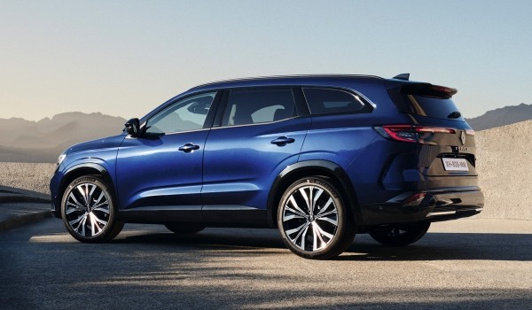 Представлен новый Renault Espace: теперь это кроссовер